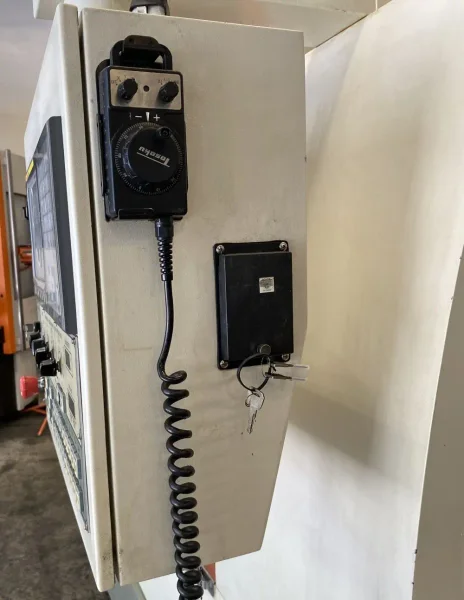 Victor Taichung Vcenter-85 CNC Vertical Machining Center – 50 Taper Mill