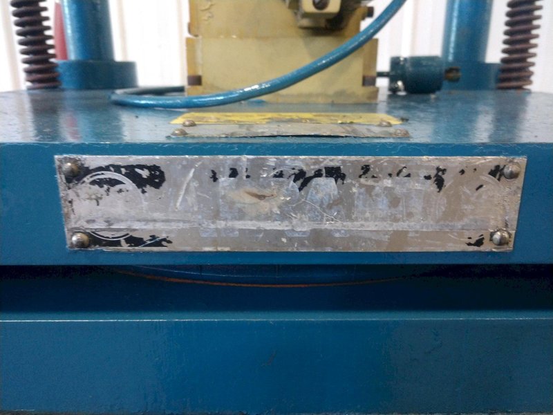 12 TON AIRAM 4-POST PNEUMATIC CUTOFF PRESS: STOCK #13204