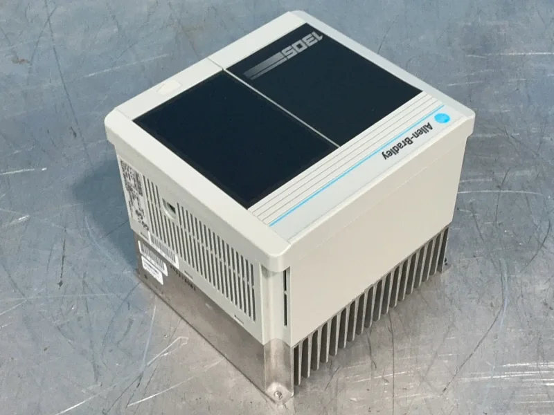 ALLEN-BRADLEY 5HP 1305 SERVO DRIVE  -  1305-BA09A
