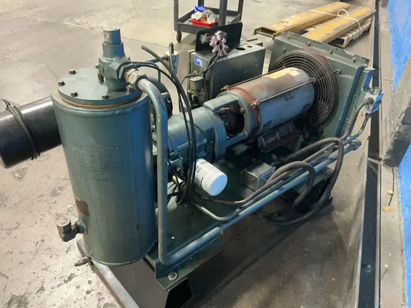 SAYLOR-BEALL 25 HP AIR COMPRESSOR   -  25DB