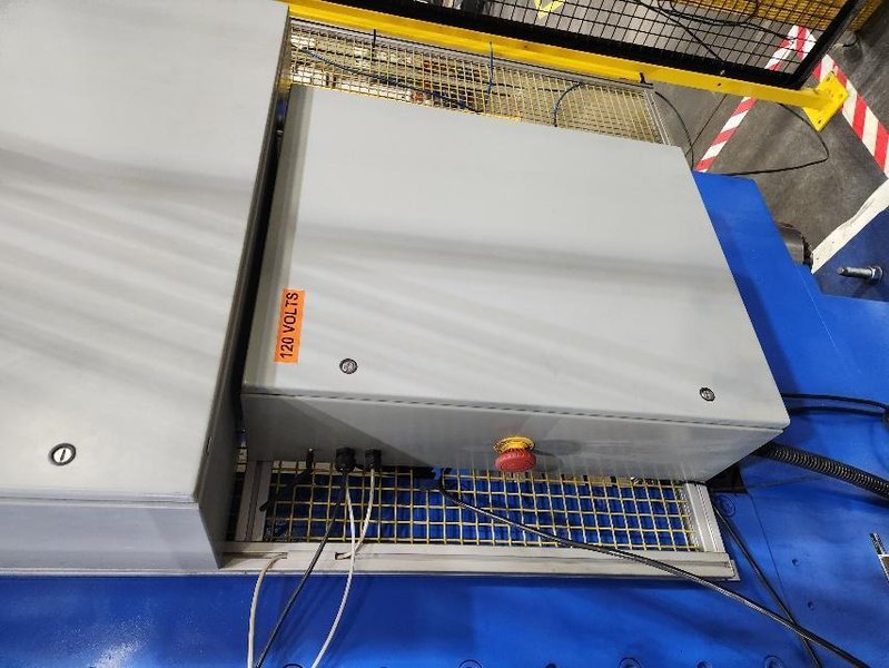 600-TON MAGNUM STRAIGHT-SIDE GIBB-GUIDE HYDRAULIC PRESS. STOCK # 0990725