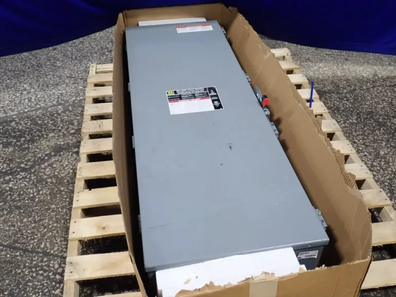 SQUARE D 600 A OUTDOOR BREAKER ENCLOSURE  -  L600AWK