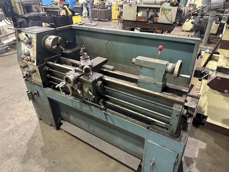 13" X 40" DARSIN DSL1340 GH GAP ENGINE LATHE: STOCK #77716