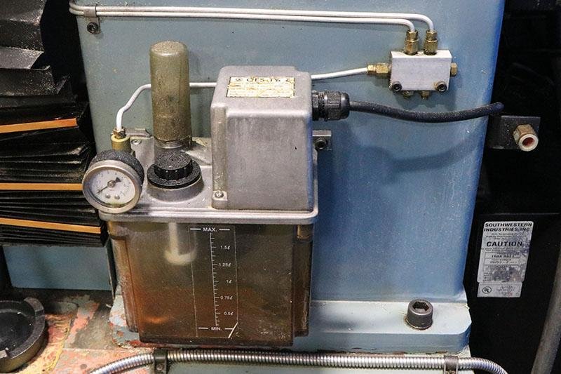 SOUTHWESTERN INDUSTRIES PROTO-TRAK 3-AXIS CNC BED MILL 
MODEL DPM