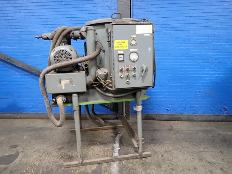 DEMARCO HAZVAC CORPORATION MAX VAC VACUUM CLEANER, LOADER, AND CONVEYOR  -  MV20E