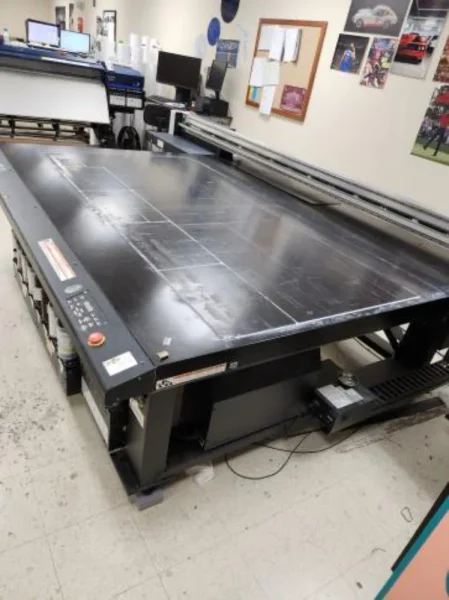 MIMAKI 8' X 4' PRINT SURFACE 2016 MIMAKI JFX 200-2513 INKJET PRINTER  -  JFX 200-2513