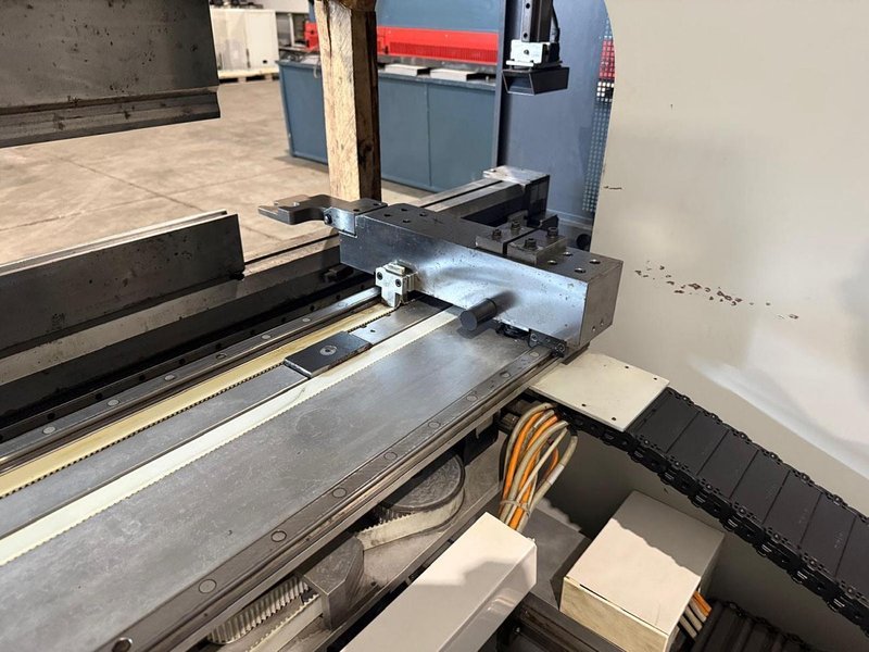 LVD PPEB-EFL Turbo - 220 ton x 4100 mm CNC