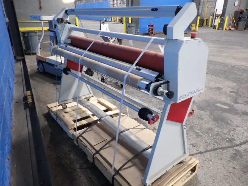 VIVID LAMINATING TECHNOLOGIES 66" LAMINATOR  -  EM-S1600H