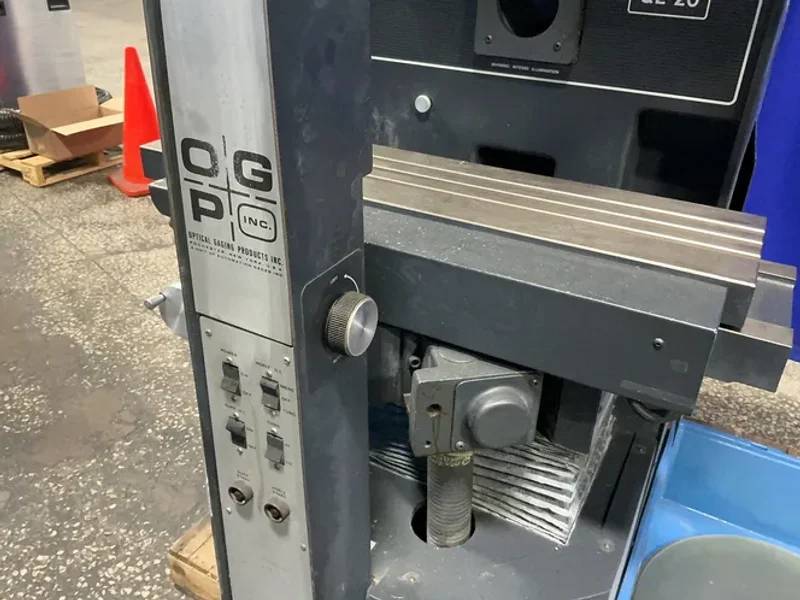 OGP 20” OPTICAL COMPARATOR   -  QL20S