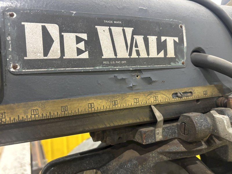 5 HP DEWALT MODEL GE RADIAL ARM SAW: STOCK #22926
