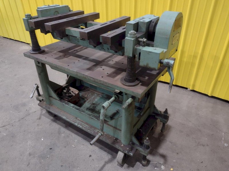 2500 LB X 25" X 31" HAMILTON MODEL #E3548 PORTABLE DIE SEPERATOR: STOCK #19412