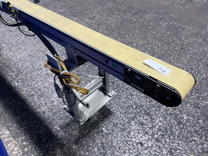 DORNER 4”X250”, 3/8 HP 3200 SERIES FLAT BELT CONVEYOR WITH LUBRICATORS ASSEMBLY  -  320M042100D1301
