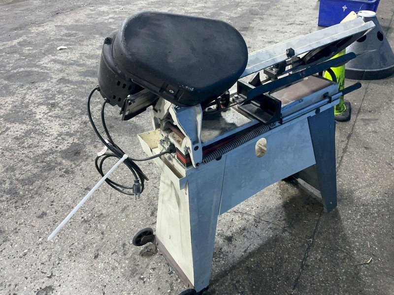 JET 5” X 8” HORIZONTAL BAND SAW   -  J-3130