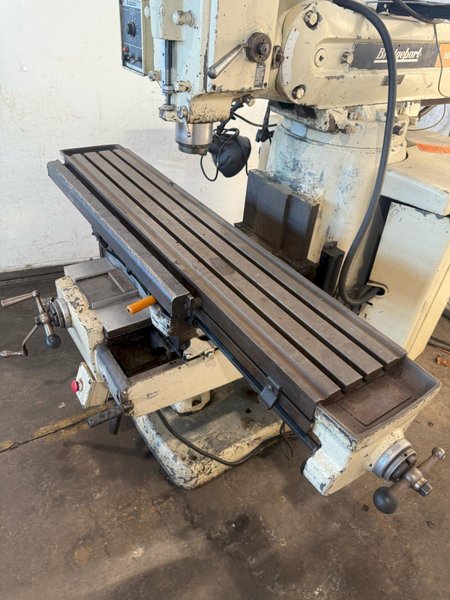 5 HP BRIDGEPORT SERIES II SPECIAL KNEE MILL. STOCK # 0671425