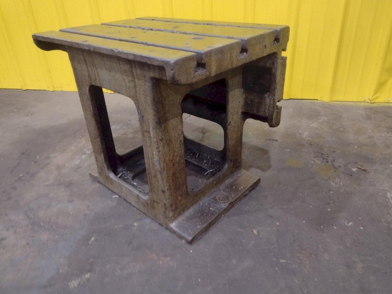 24&quot; X 18&quot; X 21&quot; HIGH CARLTON T SLOTTED DRILL BOX TABLE: STOCK 19963