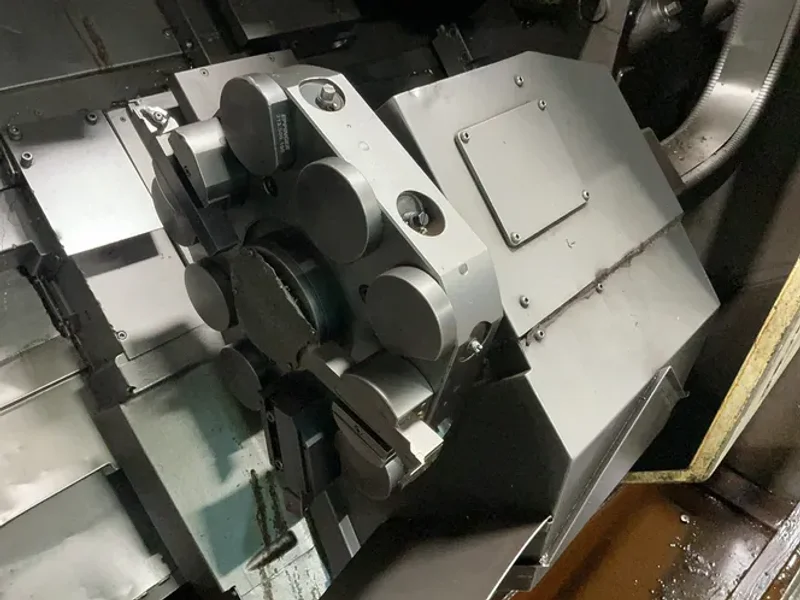 Okuma CNC Lathe - Lu25-m