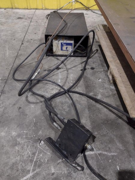 2,000 LBS X 96" X 72" ECONOLIFT MODEL #DT-SL38-20 LIFT TABLE: YOBRO #24990