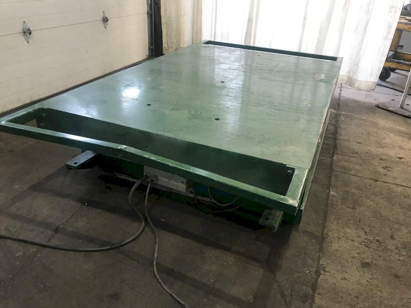 11,250 LB SALVAGNINI HYDRAULIC LIFT TABLE STOCK # 3099