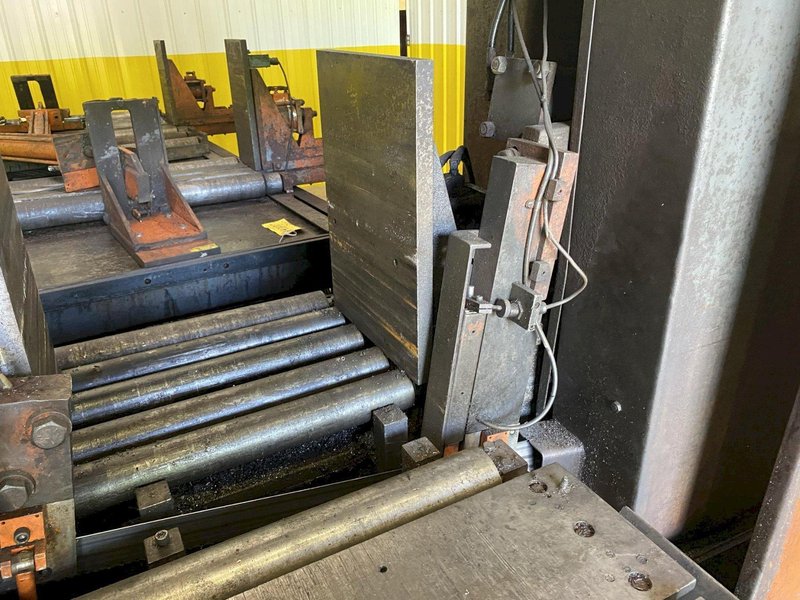 30" X 25" HEM MODEL WF160LA-DC AUTOMATIC HORIZONTAL BANDSAW STOCK # 2931