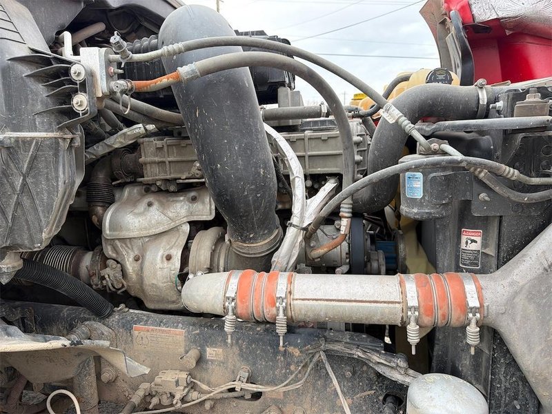 2020 Freightliner Cascadia 1FUJHHDV0LLLC1688