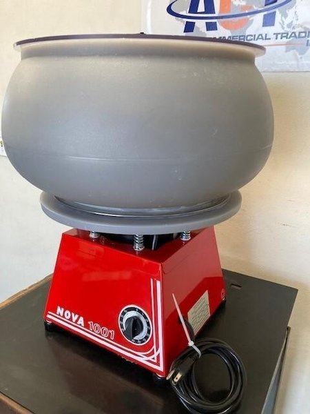Nova Finishing Systems Nova 1001 HDT, 1 Cubic Ft, 1/2 HP Vibratory Tumbler, 1 Phase, 1925 RPM