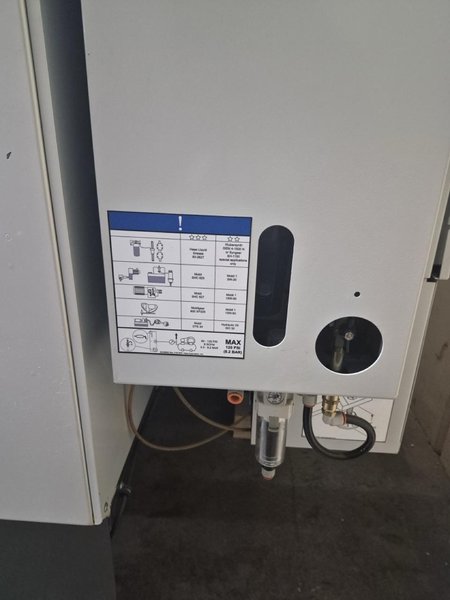 Haas VF-3 SS CNC Vertical Machining Center, 2022 – Haas CNC Control, Chip Auger, Coolant System