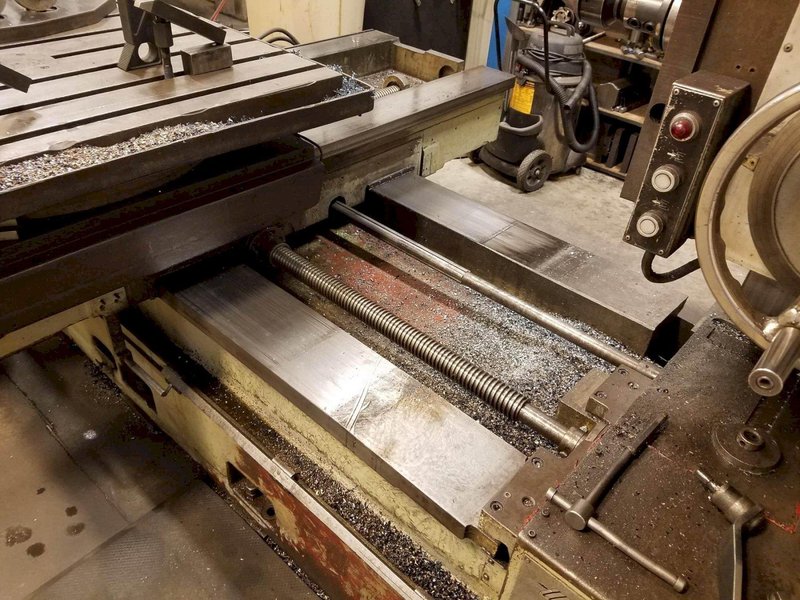 Toshiba BT-8DR Horizontal Boring Mill, 1973