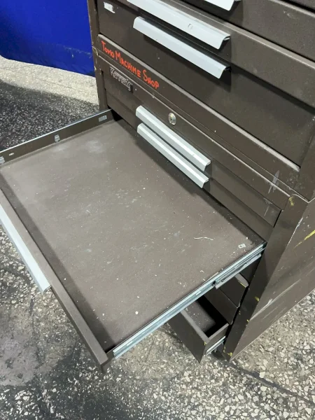 KENNEDY 12 DRAWERS TOOL CABINET   -  2600B-0218171
