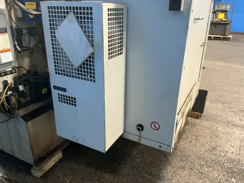 FADAL 28" x 30" CNC VMC   -  VMC4020 HT