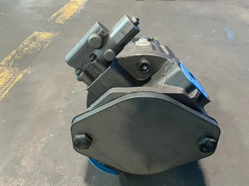 REXROTH AXIAL PISTON VARIABLE DISPLACEMENT PUMP   -  R902400305