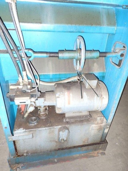 60&quot; QUALITY PRODUCTS MODEL #V6030M VERTICAL BALER: YOBRO #23984