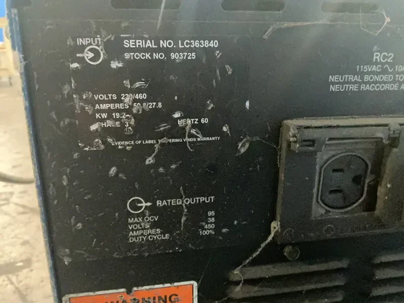 Miller  450 A  Welder  - Invision 456mp