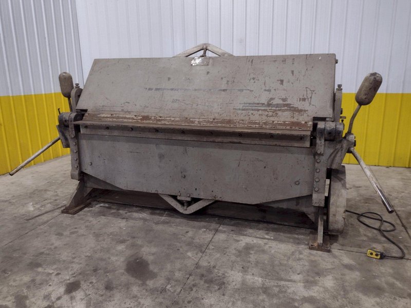 8&#039; x 1/4&quot; CHICAGO DREIS &amp; KRUMP POWERED APRON BRAKE: STOCK 23704