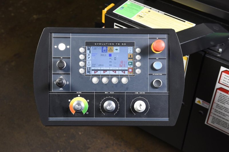 NEW - 25"H x 20"W HYD-MECH V-20 VERTICAL TILT FRAME BAND SAW