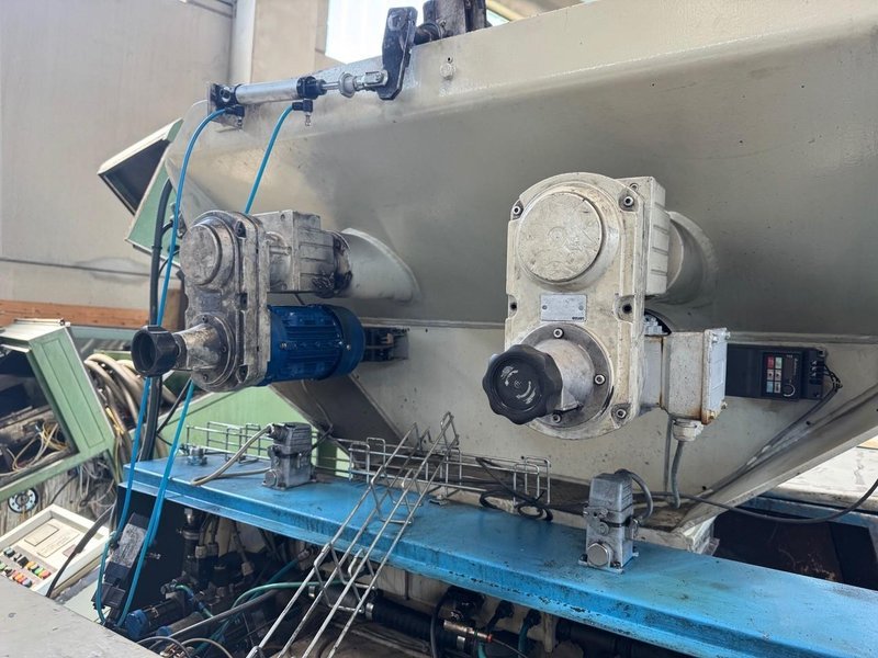 NUTAP MAS-24F Twin Spindle NUT TAPPING MACHINE