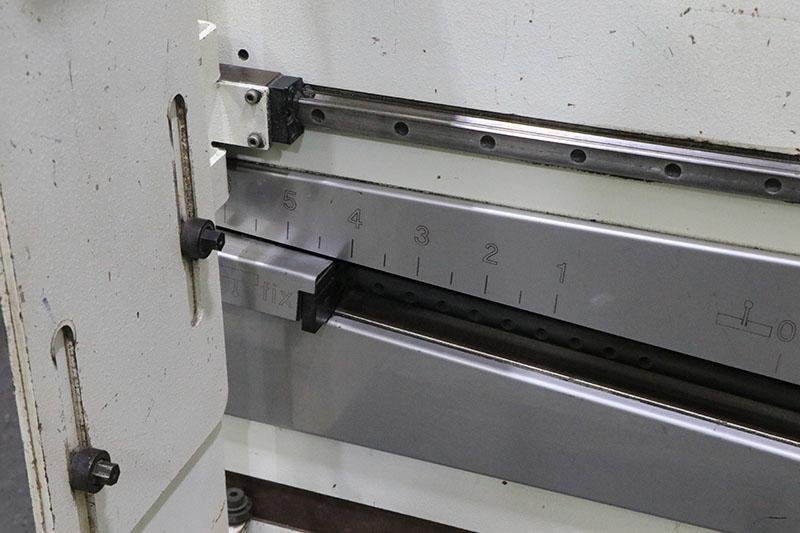 73 Ton X 80" TRUMPF Hydraulic Press Brake, Model TruBend 3066