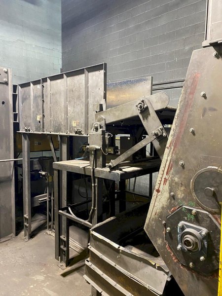 WHEELABRATOR TUMBLAST SHOT BLAST MACHINE STOCK #2987