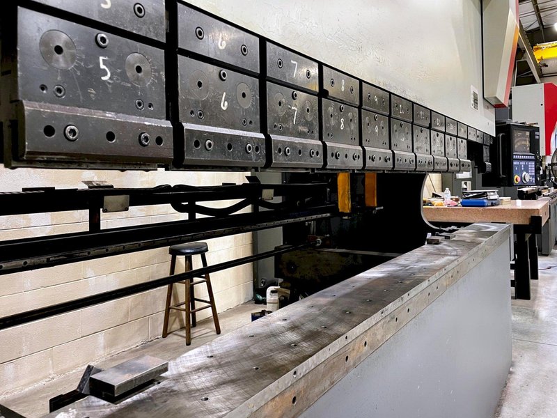 Toyokoki HYB 17540 190 Ton x 13' (7-Axis)