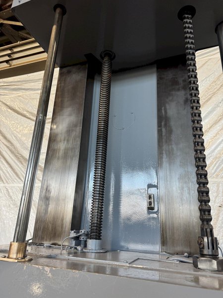 4” SHIBAURA MODEL BT-10B-R3 TABLE TYPE HORIZONTAL BORING MILL. STOCK # 0670625