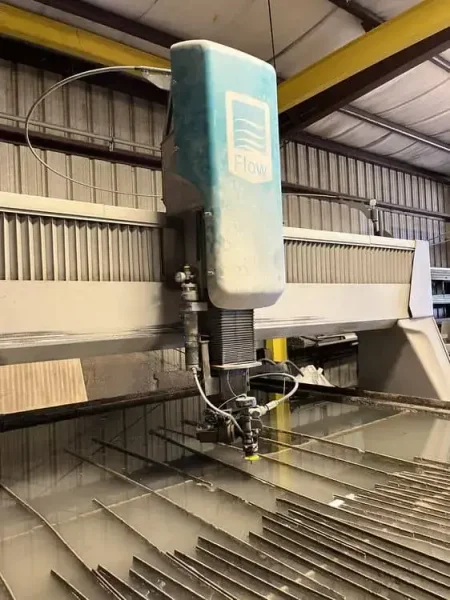 2013 FLOW MACH 4 3070C | Waterjet Cutters
