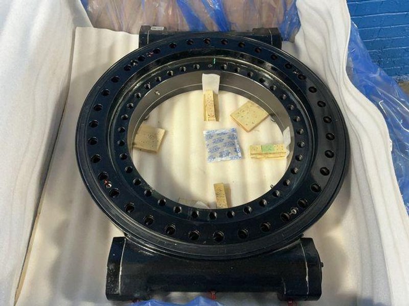 ROTARY MASTER WORM GEAR SLEW DRIVE  -  TE639-2-Z6-RI