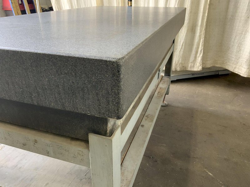 36" X 72" PRATT AND WHITNEY BLACK GRANITE SURFACE PLATE W/ STAND: STOCK #81387