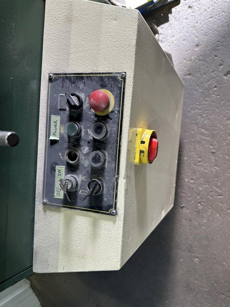 12" X 12" X 10 GAUGE CUSTOM HYDRAULIC CORNER NOTCHER: STOCK #77351