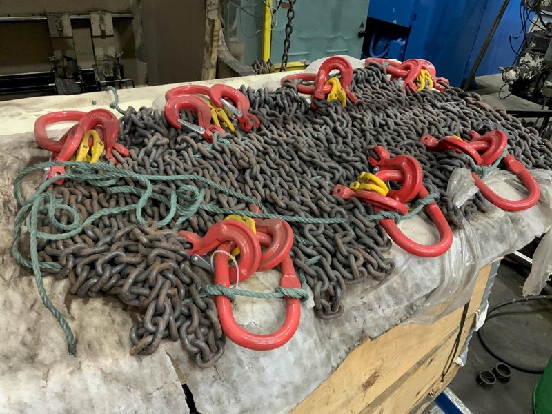 (8) SETS OF GREATBEAR 5/16 "X 7'  DOUBLE LEG LIFTING CHAINS: STOCK #79201