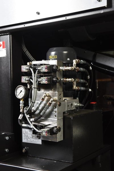 NEW - 25"H x 20"W HYD-MECH V-20 VERTICAL TILT FRAME BAND SAW