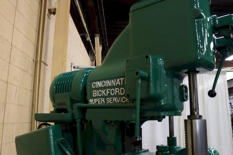 28&#039; CINCINNATI SINGLE SPINDLE DRILL: STOCK #73120