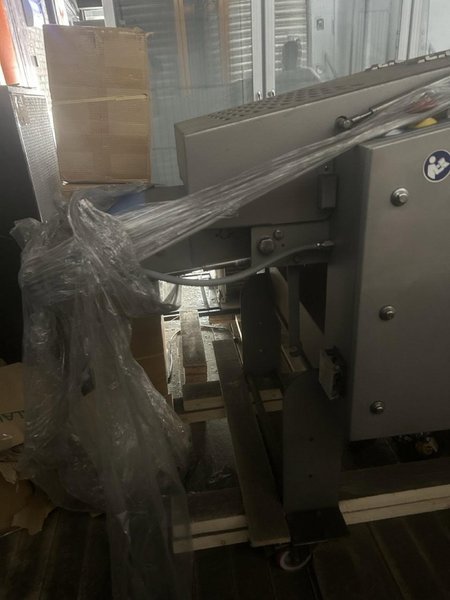 STEEN ST700 Dual-Lane Poultry Skinning Line – Like-New, CE-Certified with Conveyor and Trimming System