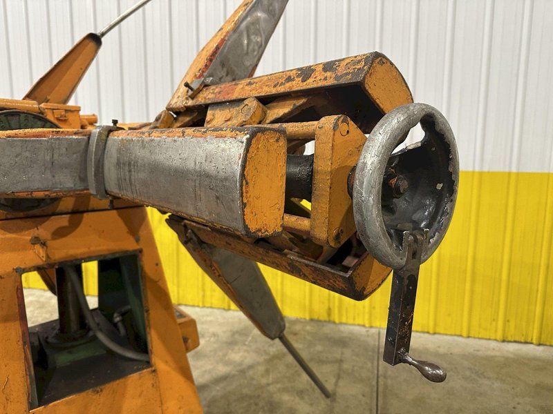 2500 LBS X 12&quot; COOPER WEYMOUTH DOUBLE END PULL-OFF COIL REEL UNCOILER: STOCK #22618