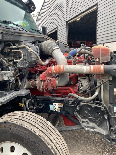 2019 Peterbilt 579 1XPBD49X7KD610640