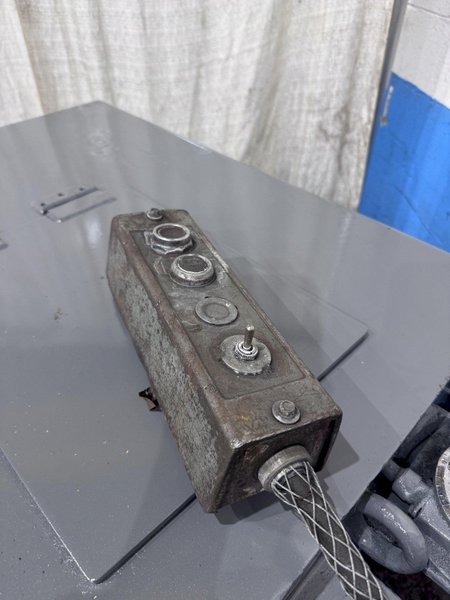 2,500 LB ARONSON WELDING POSITIONER: STOCK #80574